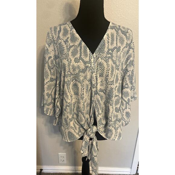 Adrienne Snakeskin Print Blouse Wide flowy Sleeves Size M - Picture 1 of 6
